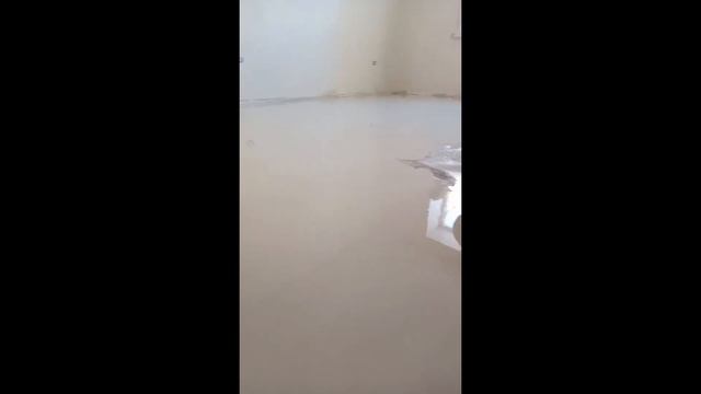 Устройство наливных полов самонивелирующейся смесью. Минимальный слой без применения маячков. смотреть онлайн