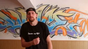 КАК КАЧАТЬ, ТАНЦЕВАТЬ ГОЛОВОЙ. РАЗВИВАЕМ ПЛАСТИКУ (УРОК) УЧИМСЯ ТАНЦЕВАТЬ ХИП-ХОП, КЛУБНЫЕ ТАНЦЫ