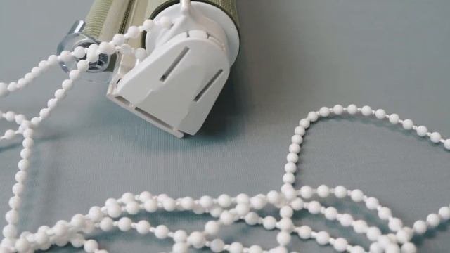 Установка рулонной шторы День и Ночь на профиле Markisol