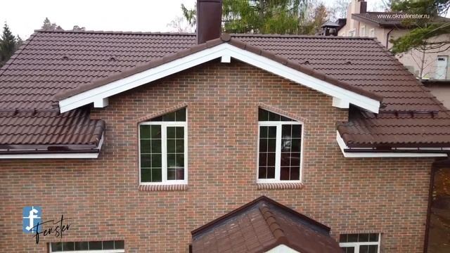 Остекление загородного дома. Окна со шпросами из ПВХ профиля IVAPER 70