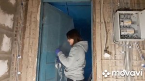 Как утеплить старую, косую дверь.