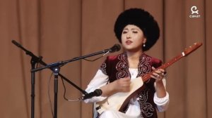 Жаш акындар айтышы 2 кыз эркектер жөнүндөГүлкайыр Айбаш кызы жана Жаймайка Токонова