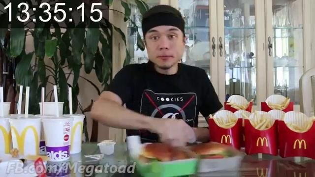Японец ест 9000 калорий ( Big Smoke's  Challenge )