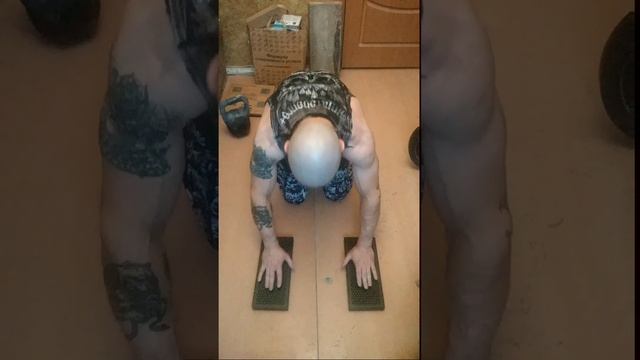 Отжался на досках Садху (6 повторений) смотреть онлайн