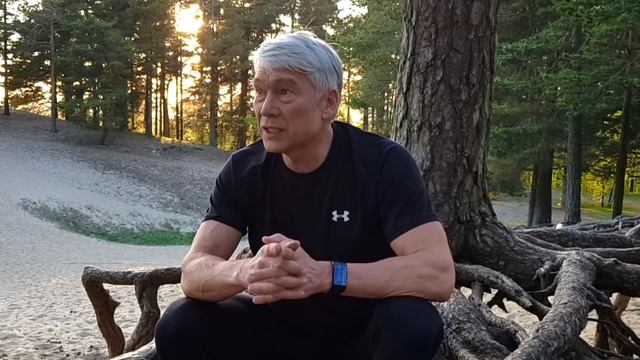 Разминку перед бегом? Как делать разминку? Валерий Жумадилов.
