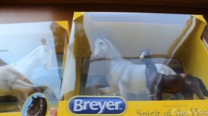 ЛОШАДЬ ЧИТАЕТ КНИГИ!ПОНИ СВЕТИТСЯ В ТЕМНОТЕ!РАСПАКОВКА ЛОШАДЕЙ БРЕЙЕР/БРЕЕР/ЛОШАДИ/BREYER/HORSES