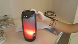 Распаковка колонки JBL Pulse 4