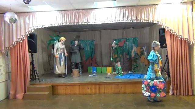 спектакль"Сделай свой мир красивым" по пьесе С.Королевой