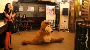 Оригинальное поздравление на свадьбу, юбилей, корпоратив! Розыгрыш в ростовой кукле. Живая открытка