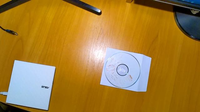 Asus DVD±R/RW USB 2.0 SDRW-08D2S-U смотреть онлайн