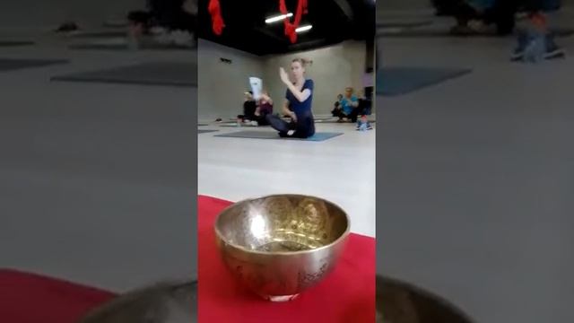 Практика Золотые Драконы и тибетские чаши смотреть онлайн