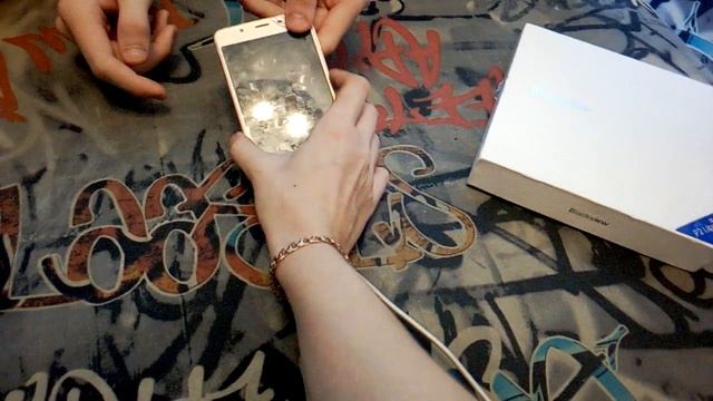 Китайский телефон