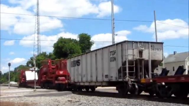 NS 057 High and Wide w/ NS SD60 Leading 5/28/13 смотреть онлайн