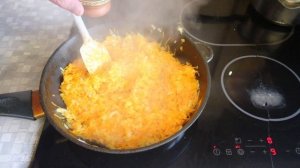 Скумбрия, запеченная под овощами и сыром