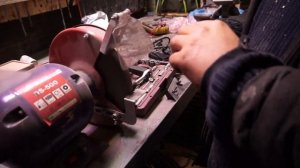 как заточить ножи электро рубанка если поймал гвоздь...