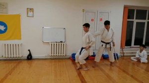 Передвижения | Школа Шотокан каратэ | Учимся передвигаться