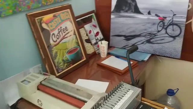 Постеры на планшете, цветы под рентгеном, пионы, фото коллаж смотреть онлайн