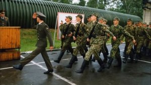 Салаги встаньте эта песня не для вас...