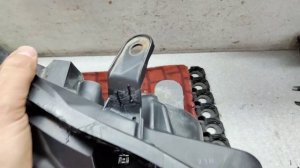 TOYOTA LAND CRUISER PRADO 150 замена мертвого галогена на bi-led не без напилинга