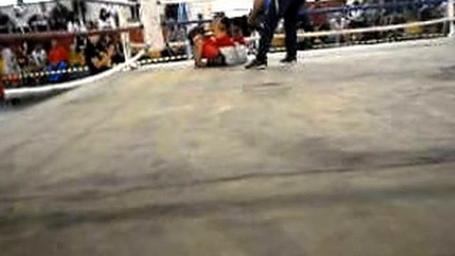 Luta de Muay Thai - Reginaldo (Tubarão MMA Team) смотреть онлайн