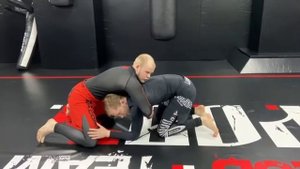 Как выйти из захвата снизу? ?