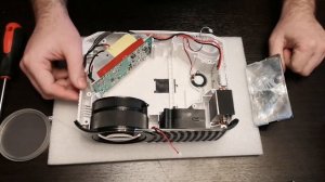 TouYinger T4 mini Как разобрать и почистить проектор от пыли и заменить детали.