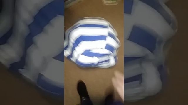 Bean bag weirdo смотреть онлайн