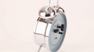 Будильник механический Космос 823 / диаметр циферблата 8 см / серебристый