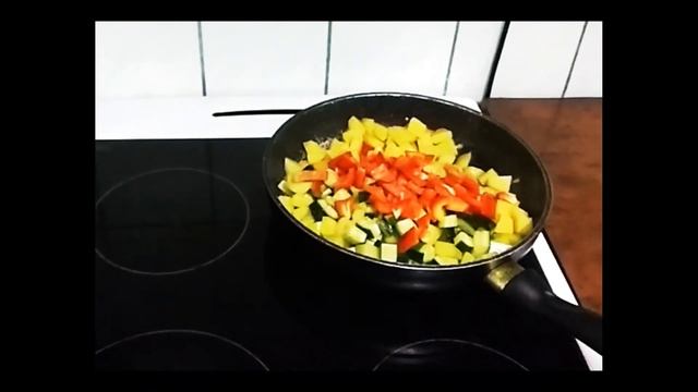 ИТАЛЬЯНСКОЕ ОВОЩНОЕ РАГУ С СЫРОМ / ГОТОВИМ РАГУ ЛЁГКОГО И БЫСТРО