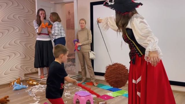 Пиньята + пираты смотреть онлайн