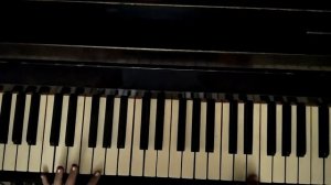 Туториал как играть песню Егора Шипа Диор на пианино