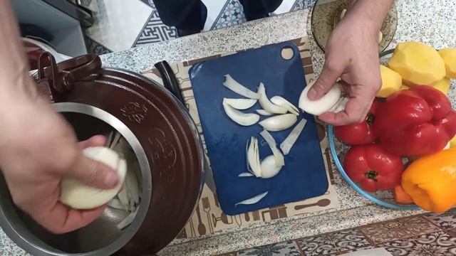 Свиные ребра с овощами в Афганском казане! Пальчики оближешь!