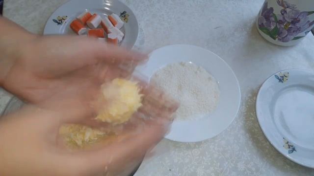 ОРИГИНАЛЬНАЯ ЗАКУСКА С СЮРПРИЗОМ на любой праздник. Готовится за 2 минуты съедается еще быстрее. смотреть онлайн