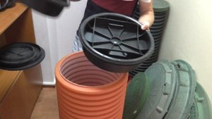 Колодец Политэк. Какое выбрать дно и крышку (люк)?