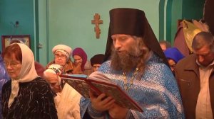 Чтение Апостола - Казанская икона Божией Матери