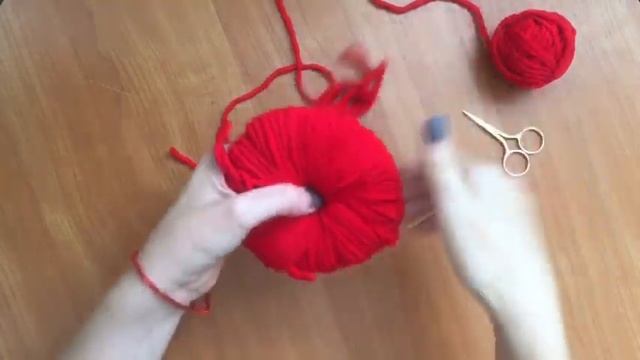 Как сделать помпон / Помпон из пряжи