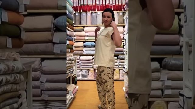 Стильные и комфортные — трикотажные костюмы. Хлопок Penye. Купить https://perina-peroni.ru/s/7eo смотреть онлайн