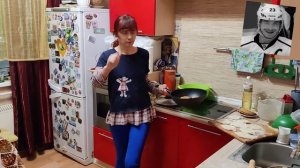 жарю пирожки! хозяйка в деле!