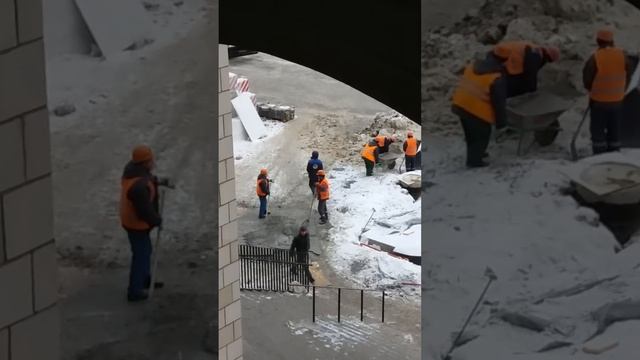 Строительство стадиона Лужники (продуманые работяги) смотреть онлайн