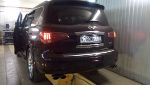 Спортивный выхлоп на Infiniti QX56