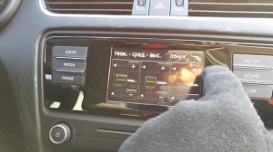 Octavia A7 1,6 MPI не работают динамики