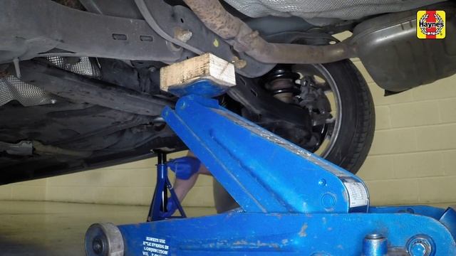 Ford S-MAX and Galaxy (2006 - 2015) - Renew manual transmission oil смотреть онлайн