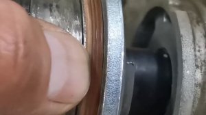 Один из методов ровного подрезания - доработки  сальника, без токарки.