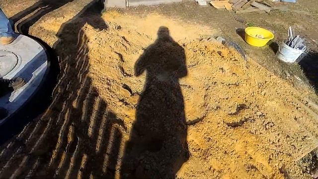 Выгребная Яма Своими Руками 3ч Экология и Подсыпка Песком смотреть онлайн