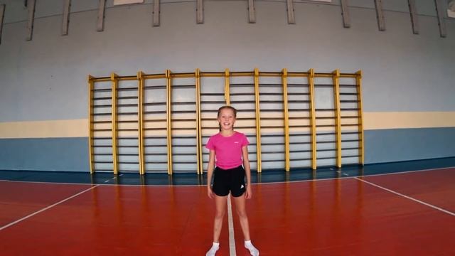 Как научиться делать колесо без рук  (Aerial Tutorial)