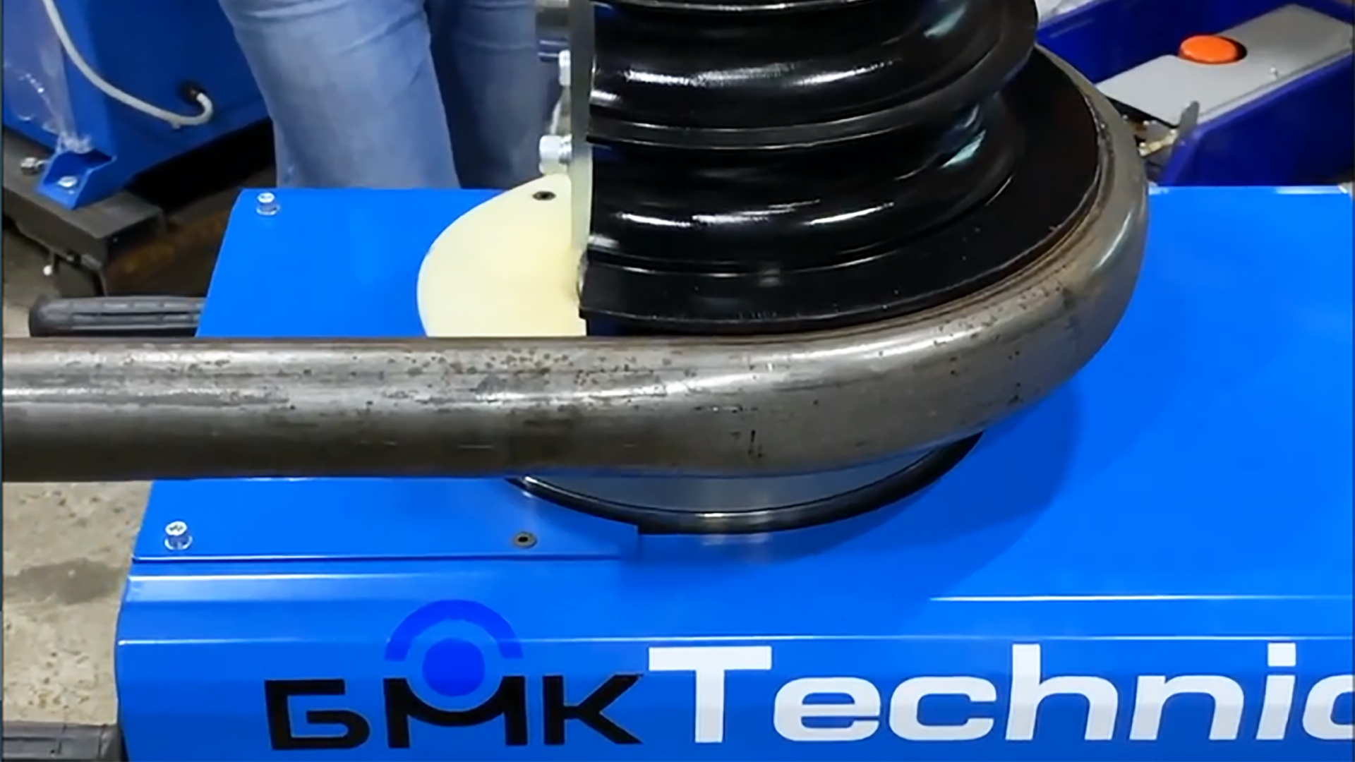 Трубогиб бездорновый TECHNIC. Гибка трубы диаметром 2" (60 мм) на угол 210 градусов