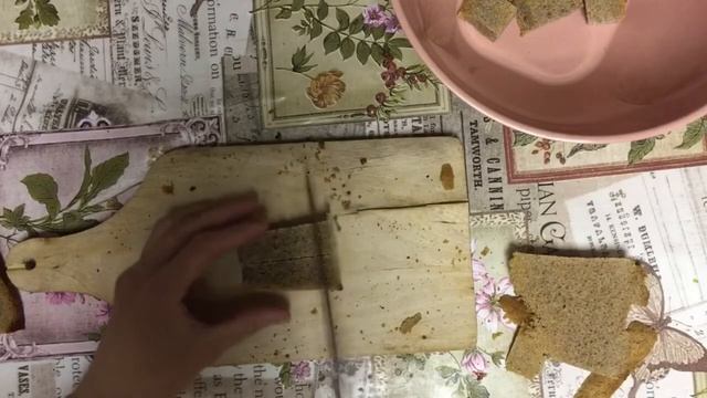 Очень вкусные чесночные гренки с соусом