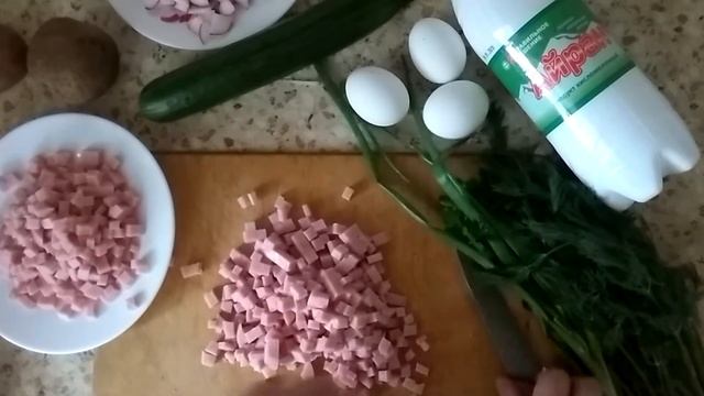 Окрошка на айране  с ветчиной