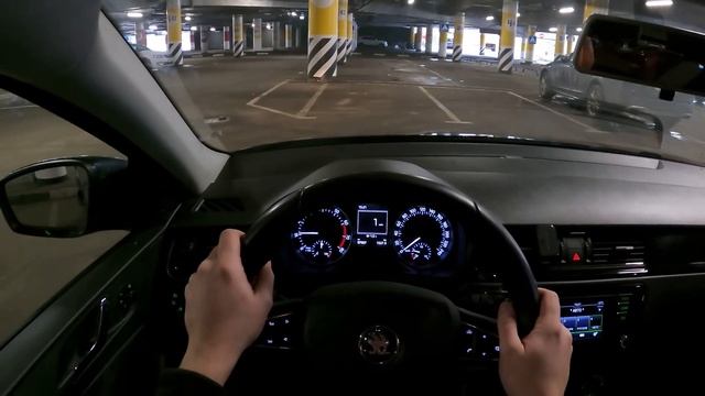 Задние габариты. 3 проверенных способа подъехать близко к бордюру