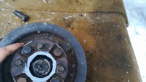 Установка промежуточного подшипника вакуумного насоса на Ассенизатор 3307